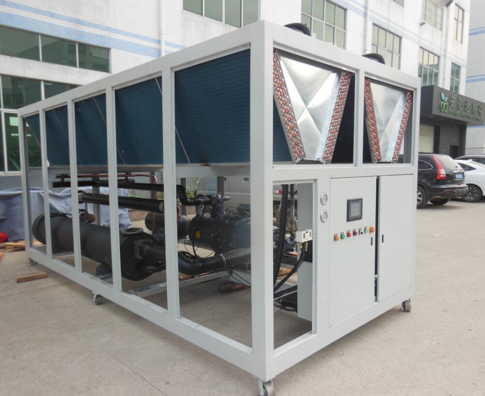 المبردات المائية (Chillers): أنواعها وتصميمها ومعايير الاختيار الصحيح